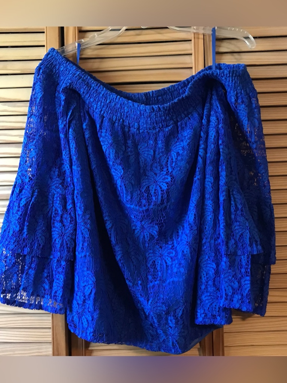 Lilly Pulitzer Blue Textured Lace Top, EUC